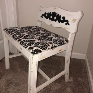 DAMASK distressed bench
